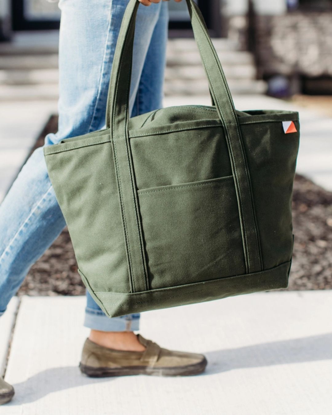 Classic Canvas Tote Solid Color