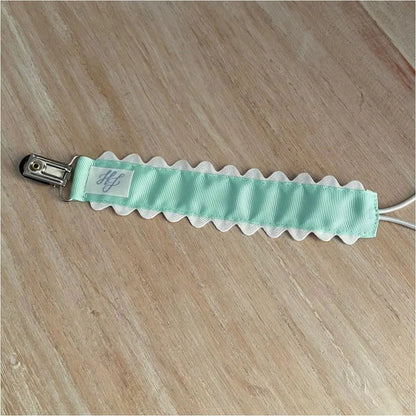 Ric-Rac Paci Clip